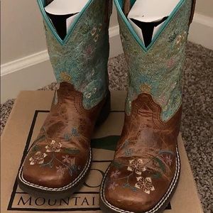 Smoky Mountain cowgirl boots